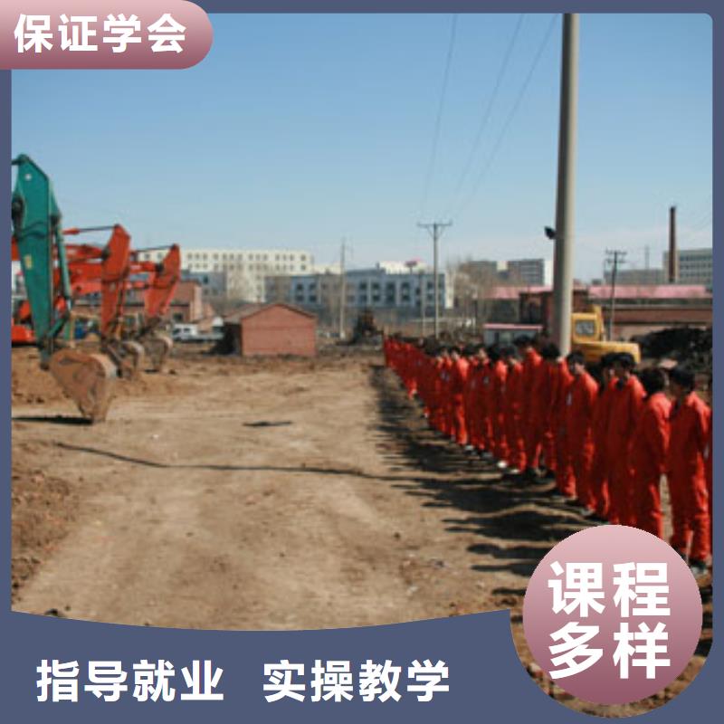 【挖掘机培训】-保定虎振学校招生电话就业快