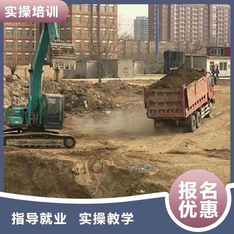 口碑的塔吊叉車培訓班學塔吊叉車虎振怎么樣