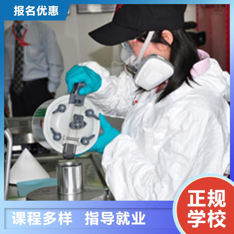 学汽车美容装具的技校男孩子学什么技术好