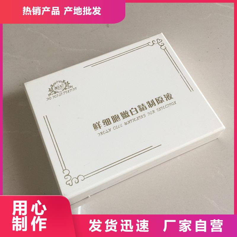  木盒每一处都是匠心制作