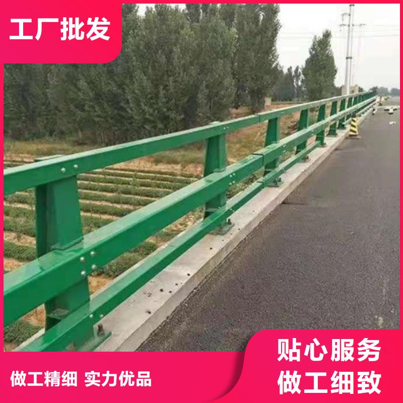 常年供应不锈钢复合管河道护栏-大型厂家