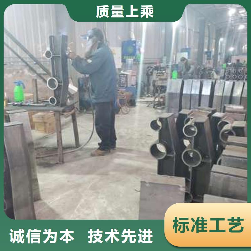 銷售公路燈光護欄廠家