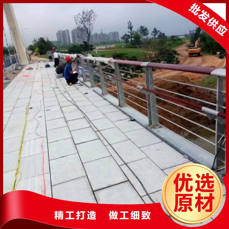 隔離防護護欄廠家直銷-找鑫潤通不銹鋼制品有限公司