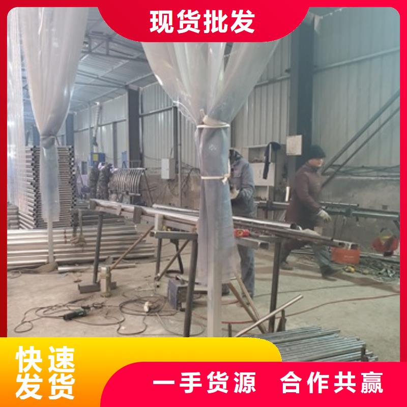 【防撞护栏镀锌喷塑防撞栏好产品好服务】