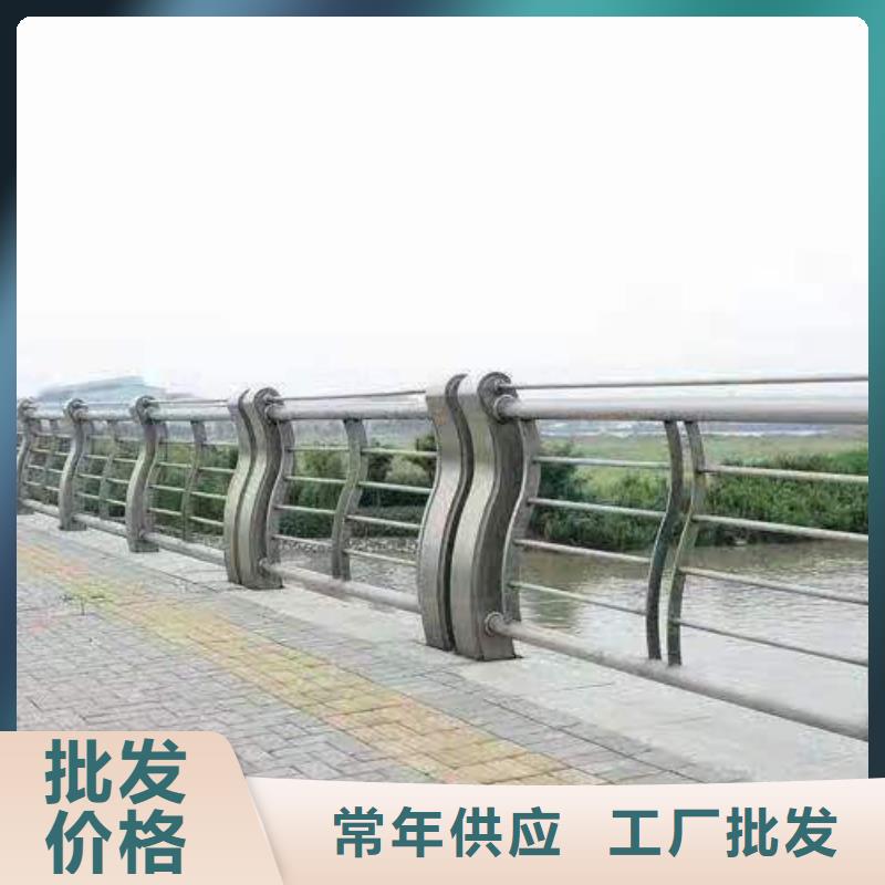 公路防撞护栏设计结构合理