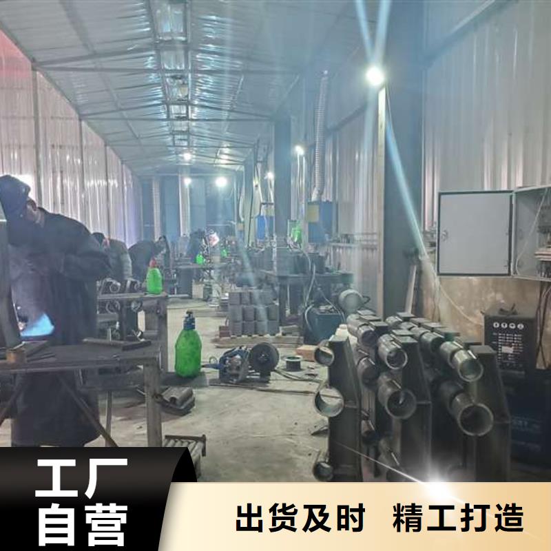 山路护栏库存量大