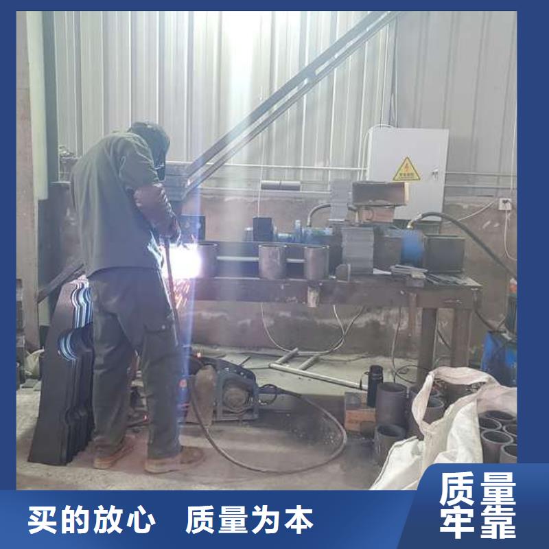 【护栏_市政道路防护栏超产品在细节】