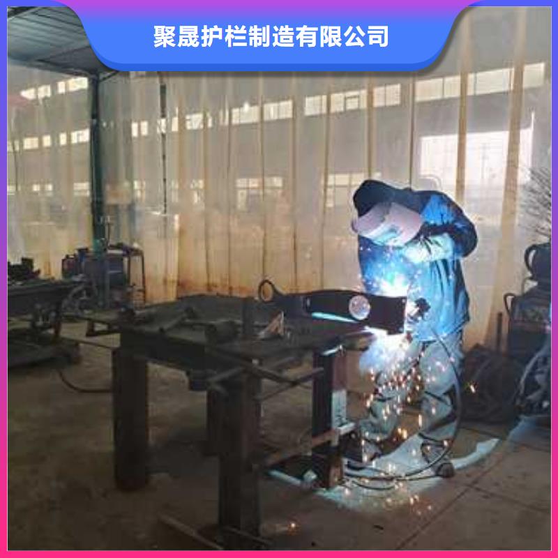 信誉好的不锈钢复合管防撞护栏厂家