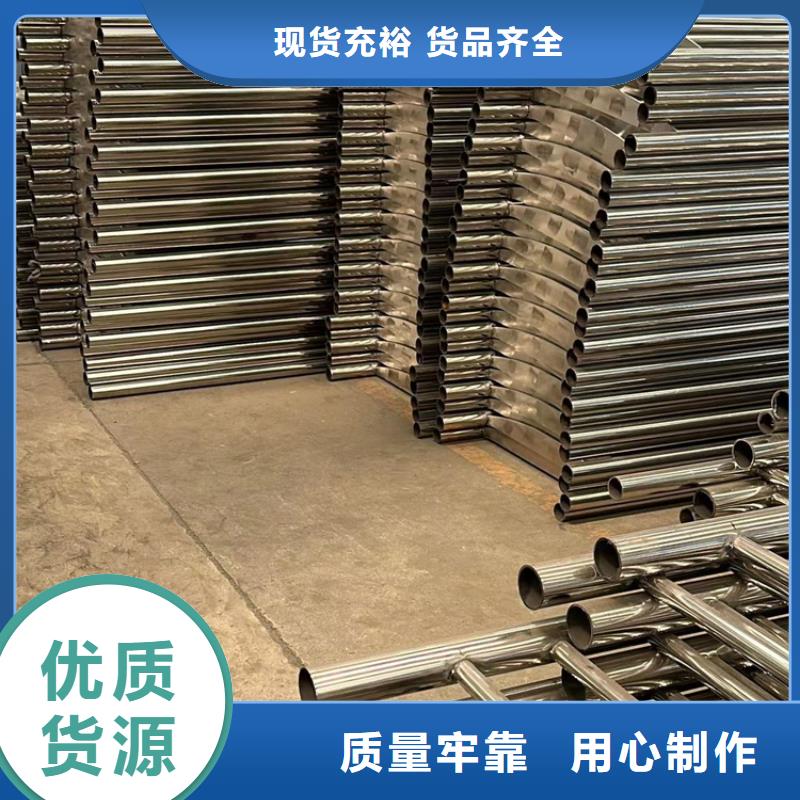 道路护栏 灯光防撞护栏畅销当地