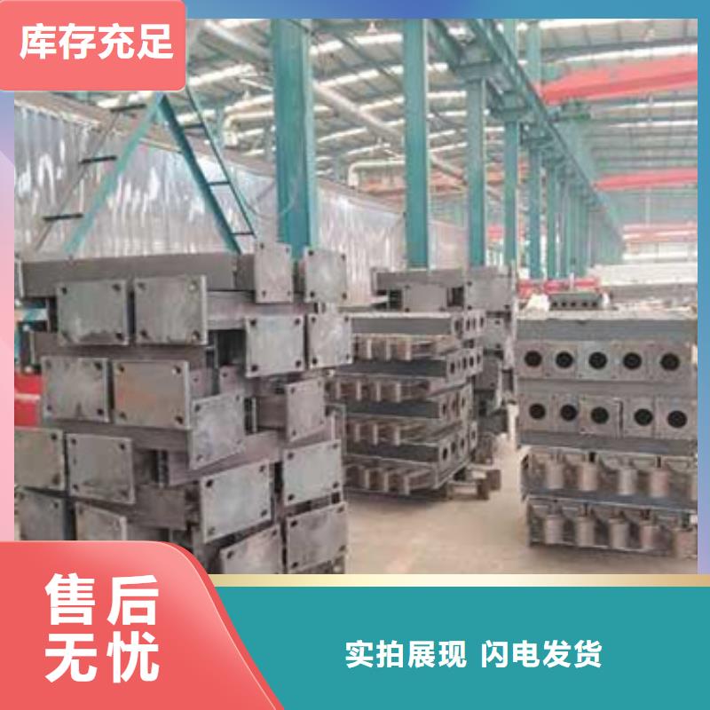 护栏国道抗冲击围栏自主研发