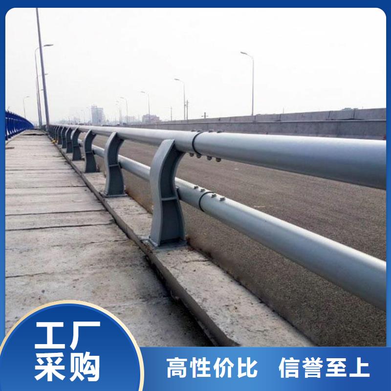 护栏厂家,镀锌喷塑钢板立柱一件也发货