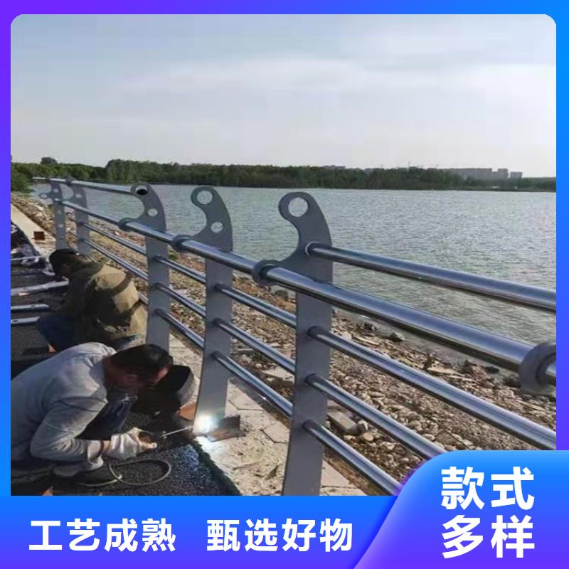 不銹鋼復(fù)合管_河堤護欄優(yōu)良材質(zhì)