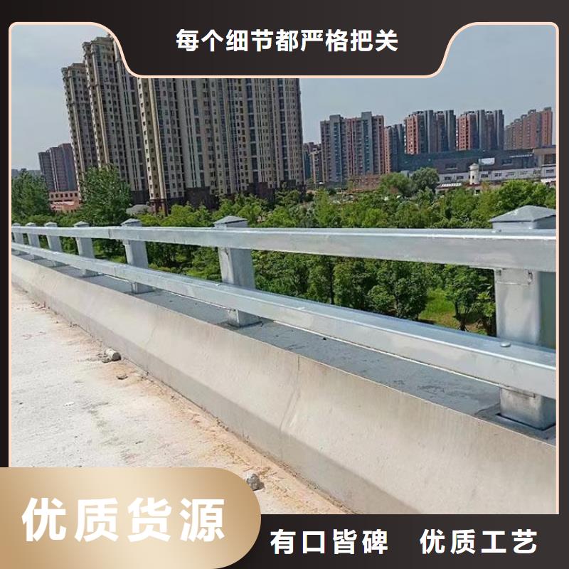 北京一件也发货驰越道路护栏【钢背木护栏】真正的源头厂家