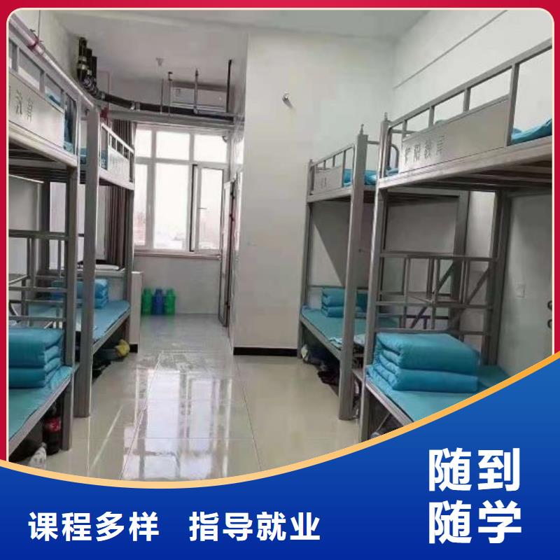 虎振厨师学校虎振【 厨师学校-厨师培训学校免费试学】