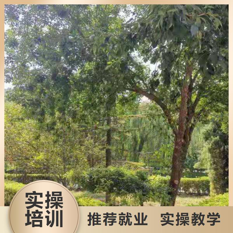 正規廚師技校招生電話是多少學廚師學期多少時間