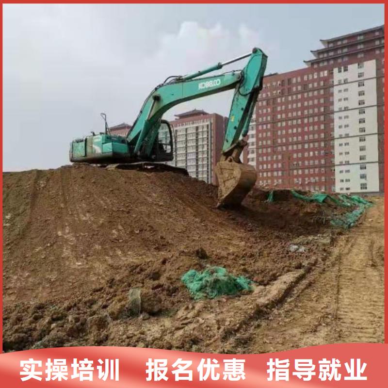 挖掘機技校哪個技校有汽修專業理論+實操