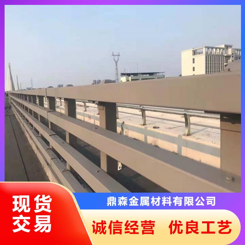 三沙市防撞护栏工艺精湛