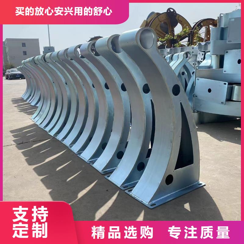 河道桥梁防撞护栏工艺精湛