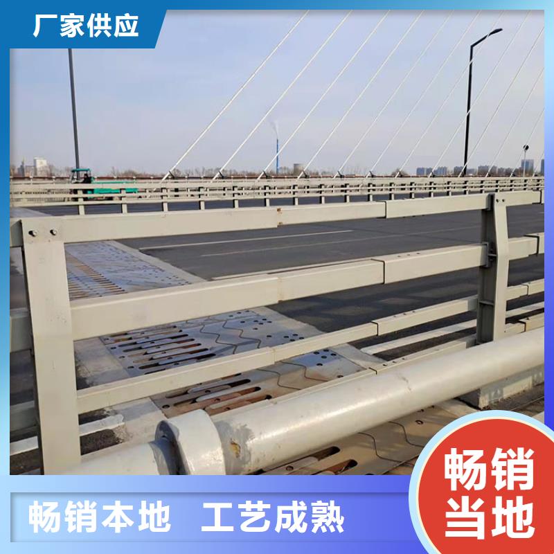 不銹鋼復合管樓梯欄桿廠家發貨快