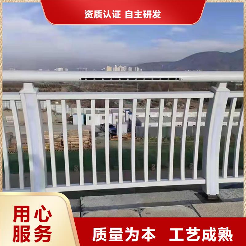 桥梁防撞击护栏每米多少钱
