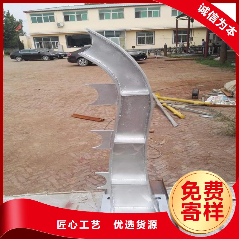 不銹鋼復合管高鐵站護欄定制生產