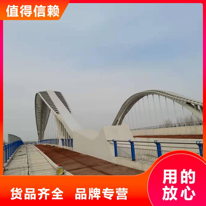 不銹鋼碳素鋼復合管橋梁護欄價格實在