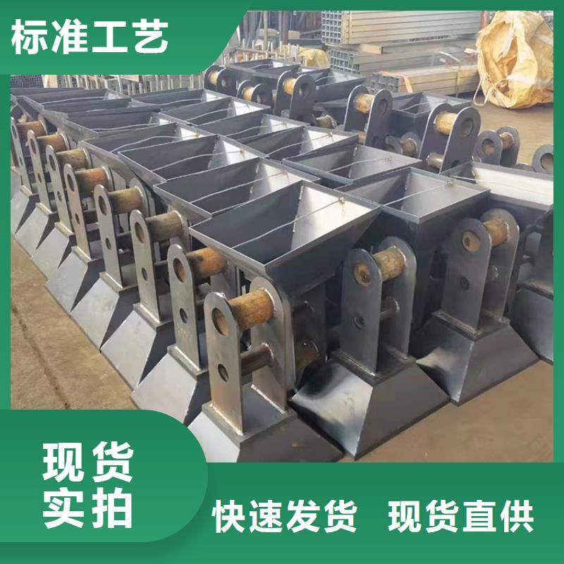 304不銹鋼復(fù)合管橋梁護欄生產(chǎn)定制