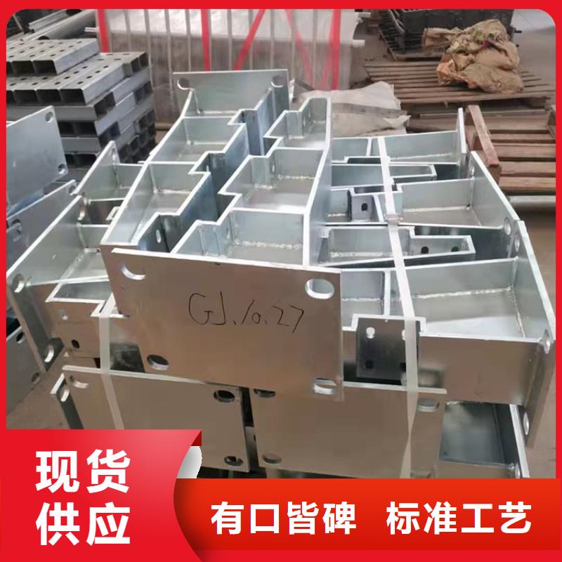 304不銹鋼復(fù)合管橋梁護欄生產(chǎn)定制