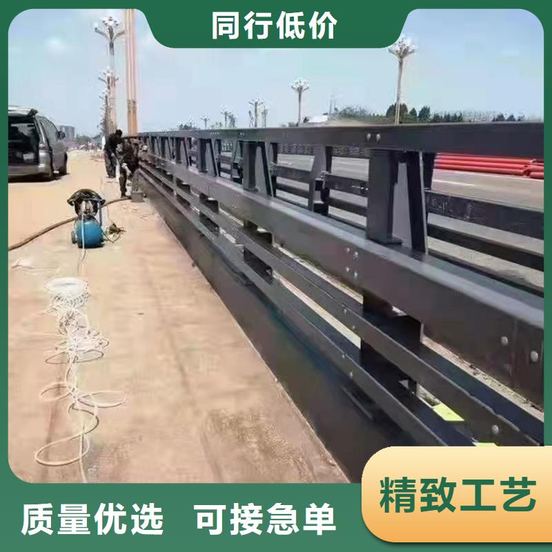 專業生產制造鍍鋅鋼管護欄的廠家