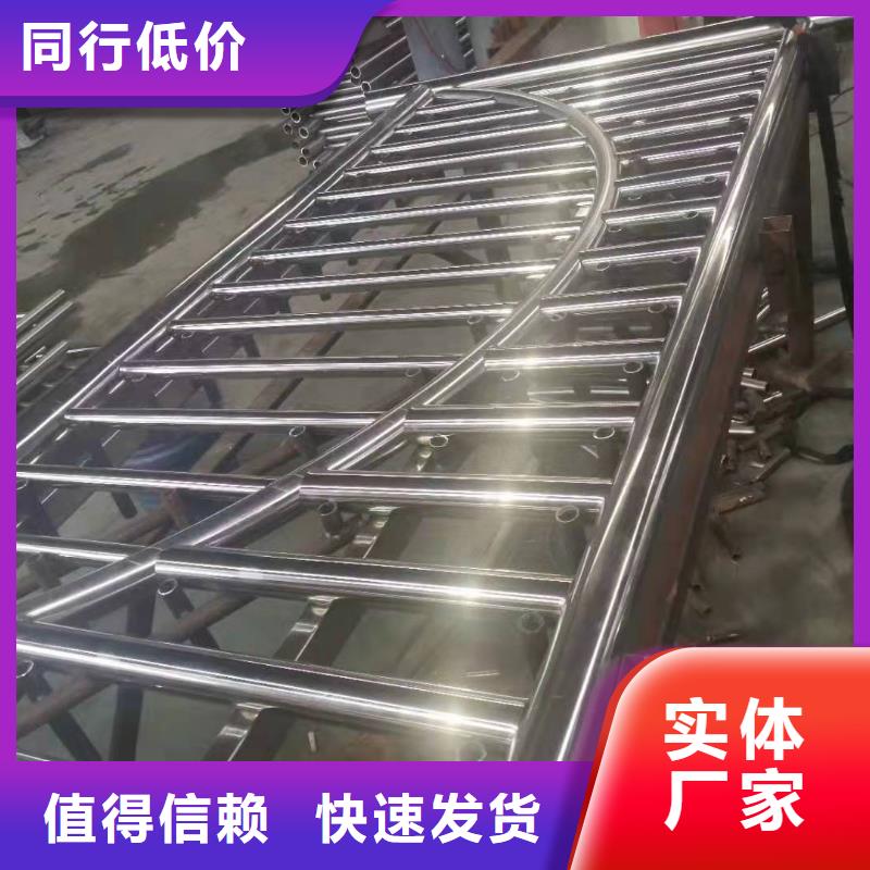 桥梁钢板立柱现货直销