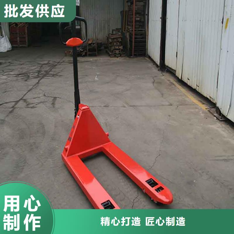 【 手动液压搬运车 电动叉车厂家适用场景】由地龙物联为您
