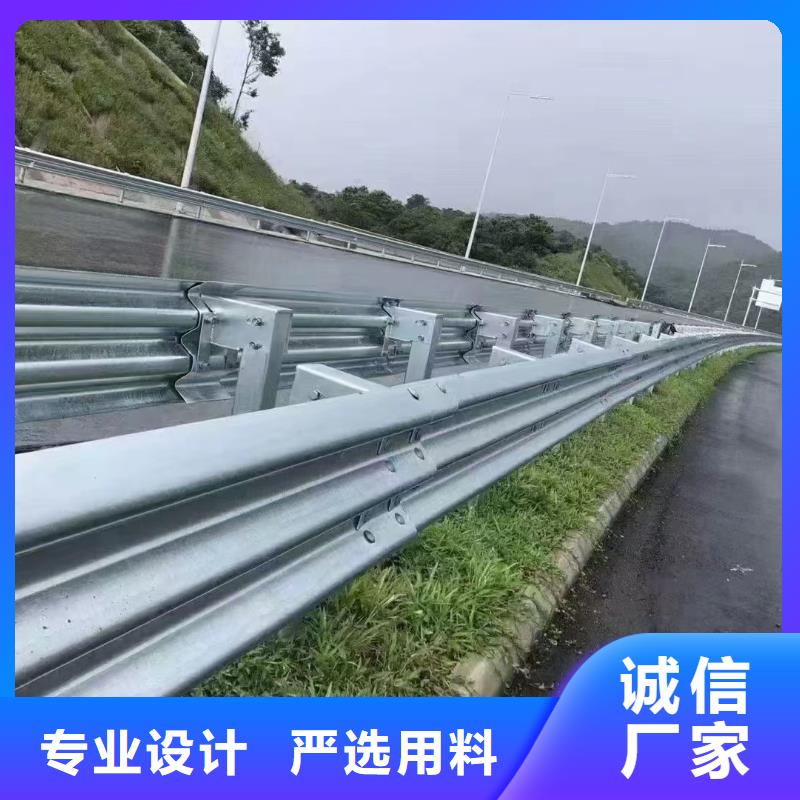 选择正规高速公路护栏厂家