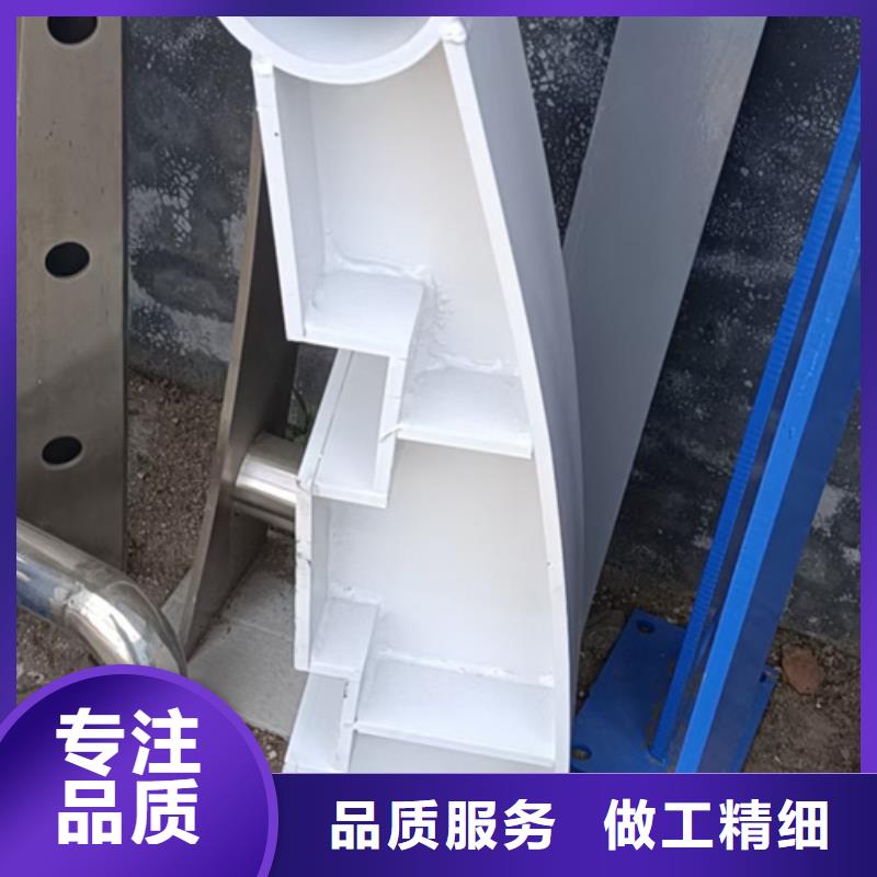 公路不銹鋼復(fù)合管護(hù)欄立柱規(guī)格齊全出廠價(jià)格規(guī)格齊全