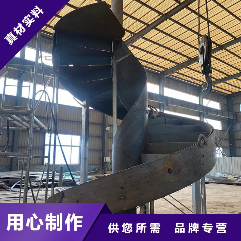 别墅无水泥基础钢结构梯发货快