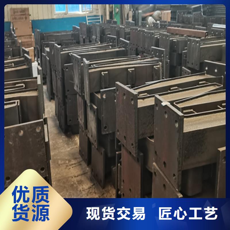 人行道護(hù)欄_防撞景觀護(hù)欄廠家真誠合作