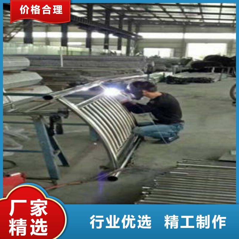 桥梁防撞支架不锈钢桥梁防护栏杆厂家主推产品
