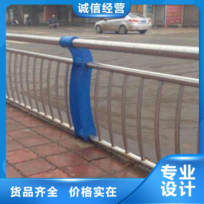 隔离墩护栏厂家防撞钢板立柱栏杆厂家价格