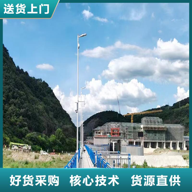 304不銹鋼燈光護欄工廠現貨供應表面噴漆處理不銹鋼橋梁護欄